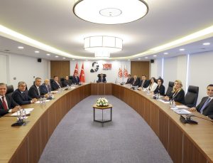 YENİ Parti AYM’ye isim savunmasını sundu, kurultay 14-15 Kasım’da yapılacak
